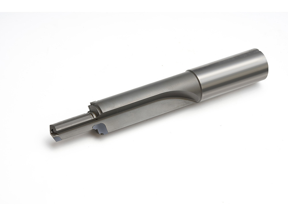 Customized PCD/PCBN non-standard cutting tools for complex workpieces.jpg